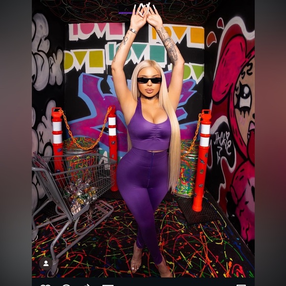 New Colombian VShape US purple Sport Bra and leggings, Set S-M - Picture 10 of 16